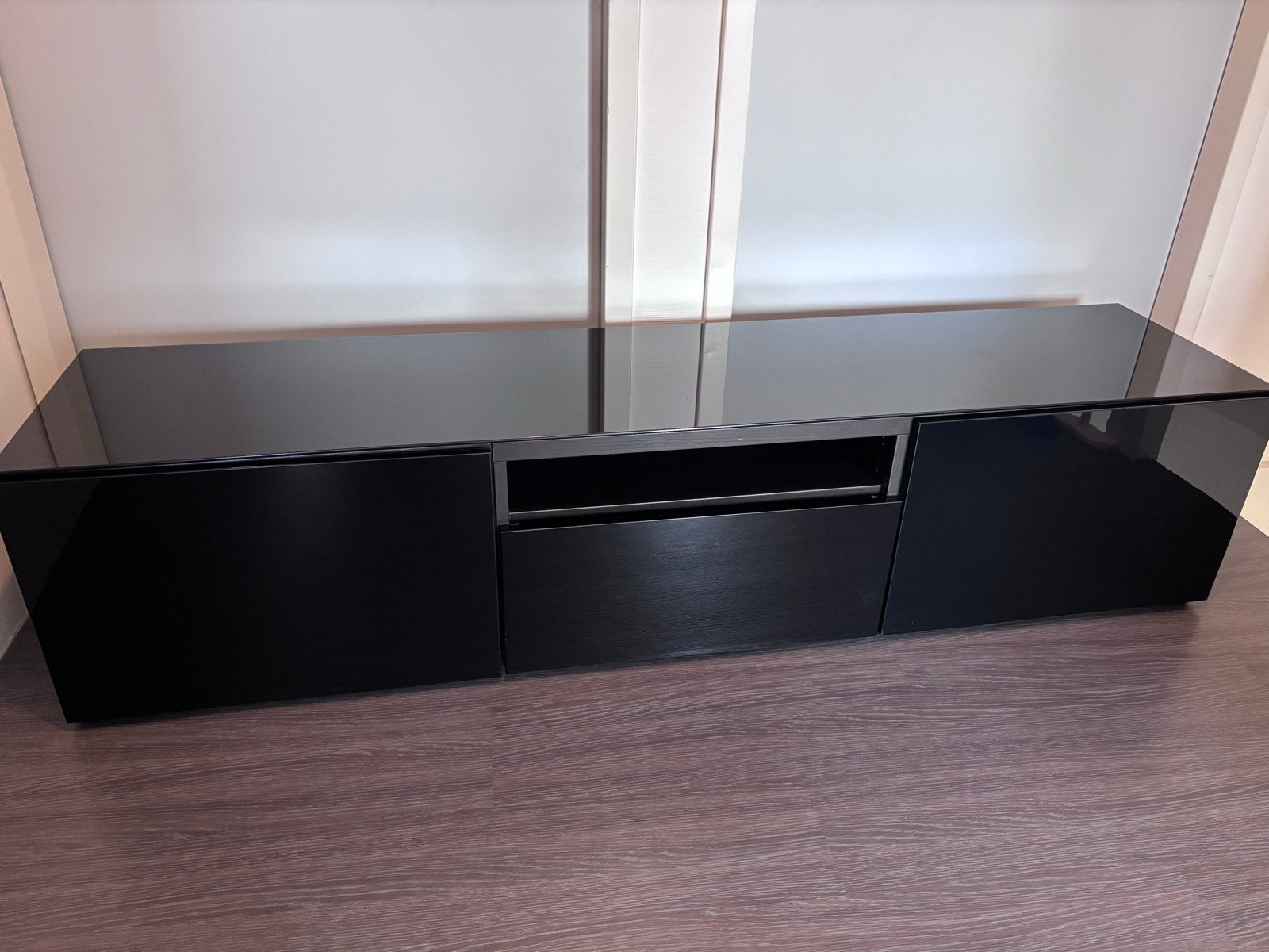 IKEA Besta TV-meubel Hoogglans Zwart incl. Glazen Bovenplaat, Ophalen, Gebruikt, 150 tot 200 cm, Overige houtsoorten