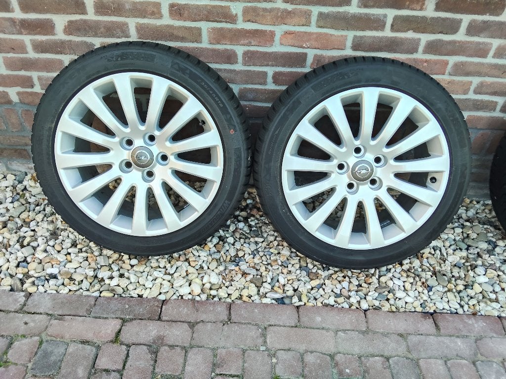 Opel Insignia velgen met winterbanden 18 inch, Auto-onderdelen, Banden en Velgen, Ophalen, 18 inch, Gebruikt, Banden en Velgen