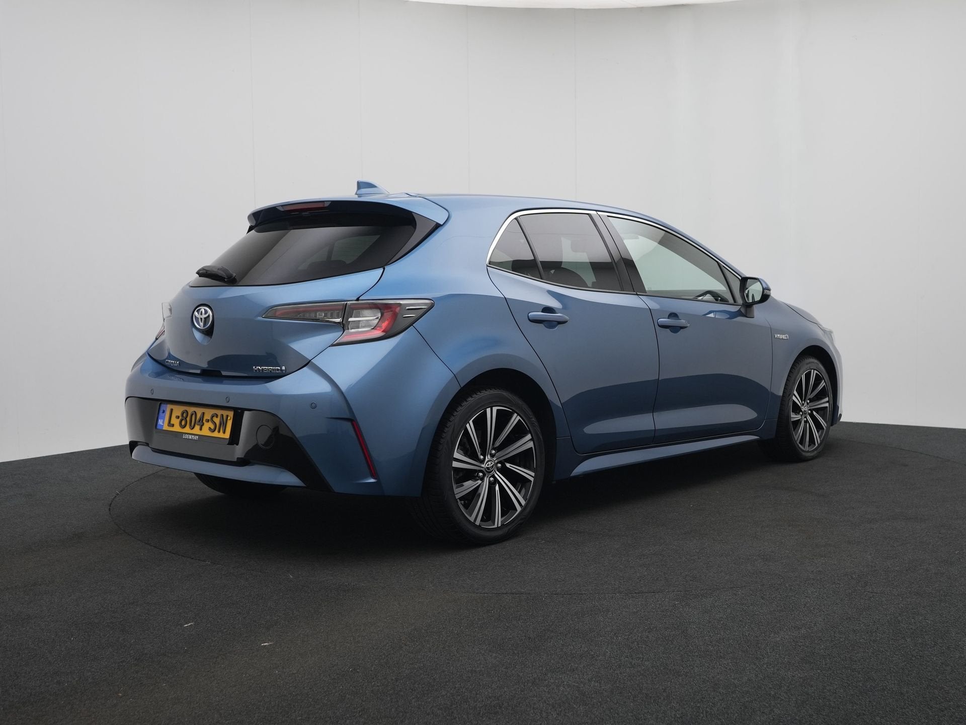 Toyota Corolla 1.8 Hybrid Business Plus | Dealer Onderhouden, Auto's, Toyota, 12 maanden, 450 kg, Gebruikt, 4 cilinders