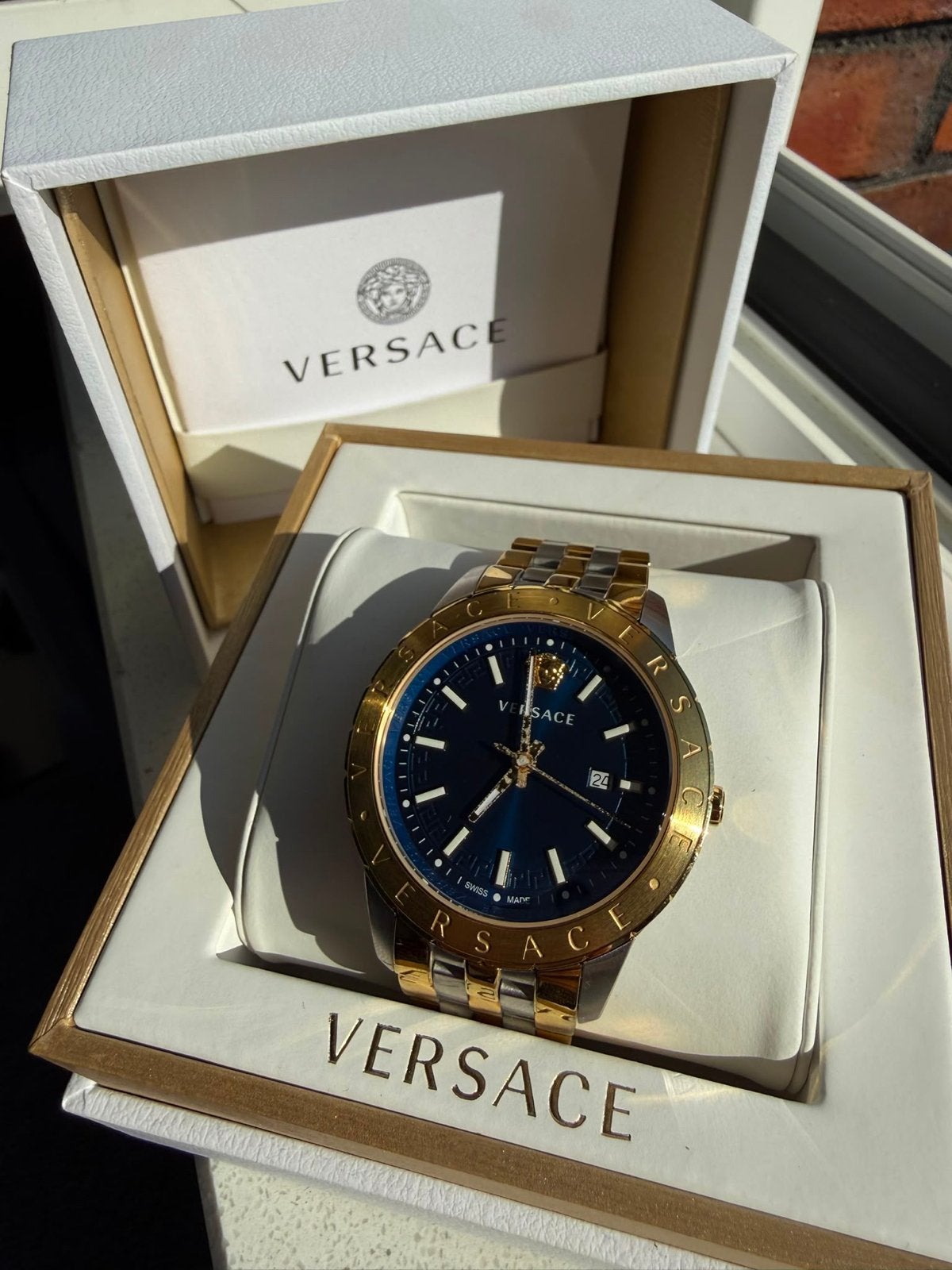 Versace Polshorloge - Goud/Zilver met Blauwe Wijzerplaat, Staal, Polshorloge, Zo goed als nieuw, Ophalen