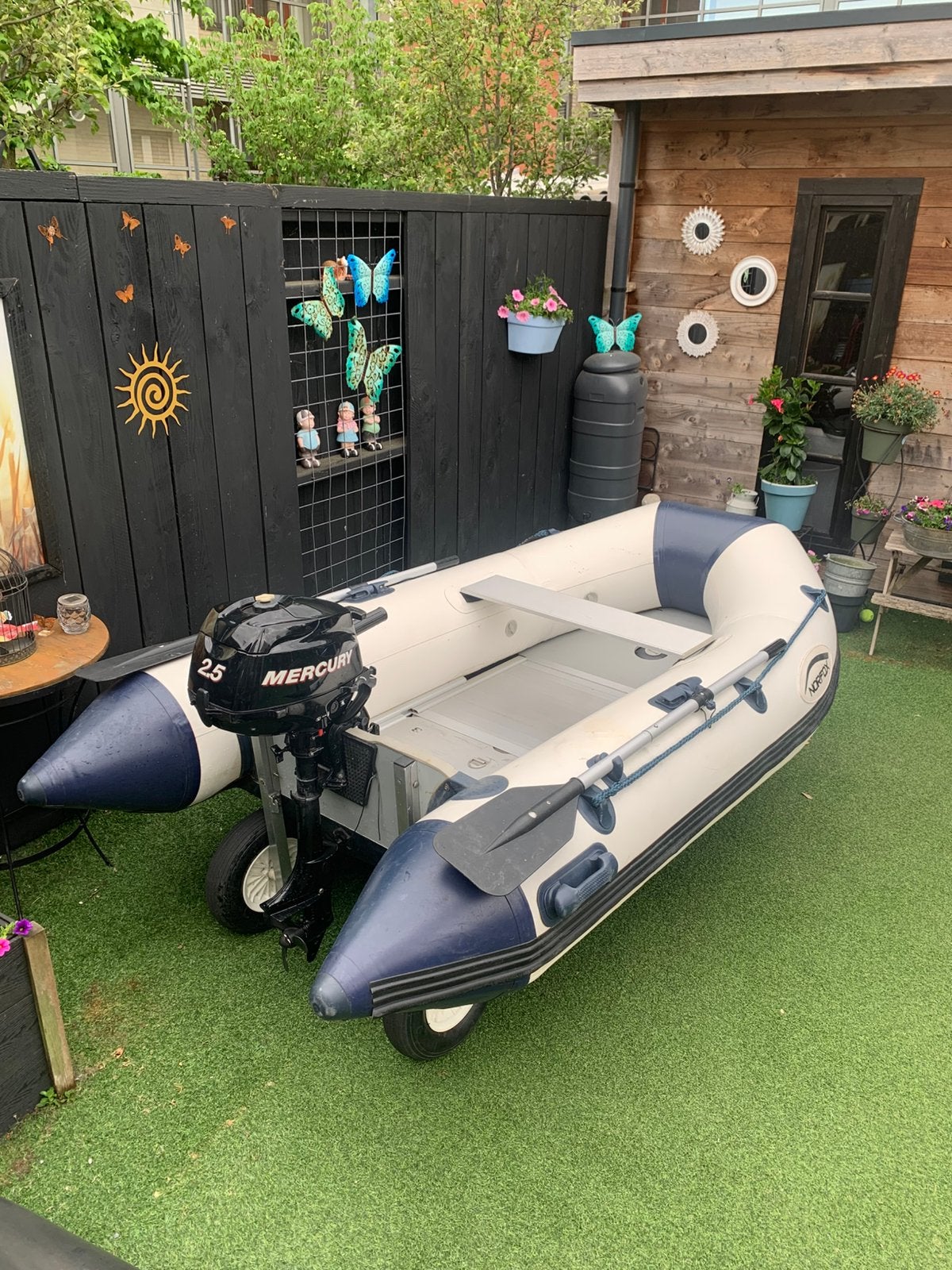Norfox rubberboot met 2,5 pk mercury motor, Ophalen, Zo goed als nieuw