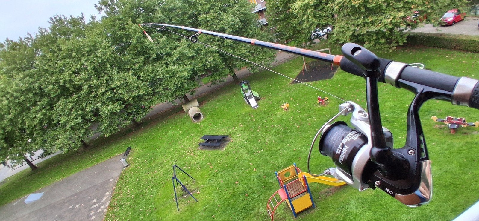Complete vishengel met molen en dobber, Ophalen of Verzenden, Zo goed als nieuw, Complete hengel