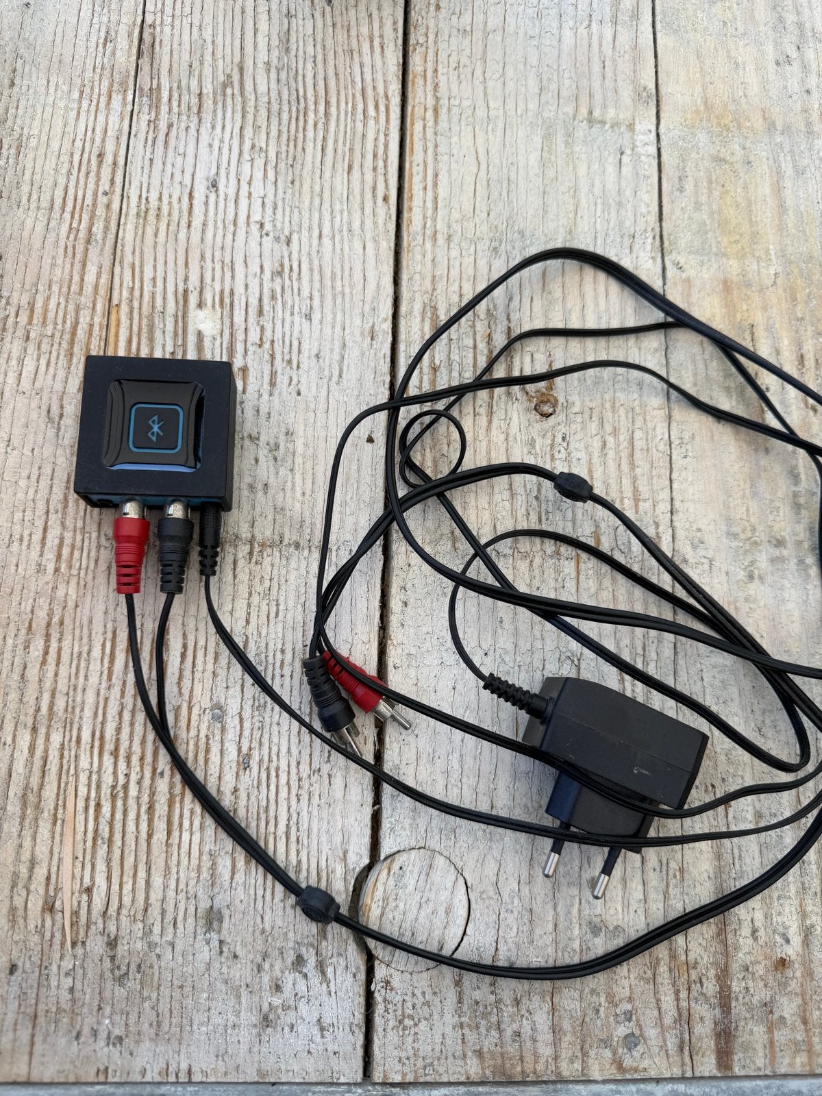 Logitech Bluetooth Audio Adapter - Draadloos Muziek Streamen, Ophalen of Verzenden, Gebruikt, Minder dan 2 meter, Overige kabels