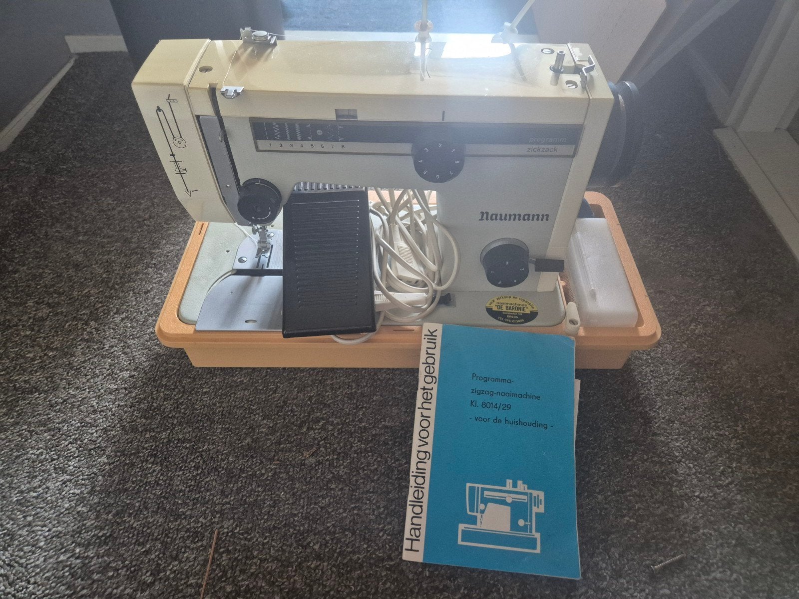 Naumann Zigzag Naaimachine met Handleiding, Ophalen of Verzenden, Gebruikt, Naaimachine, Overige merken