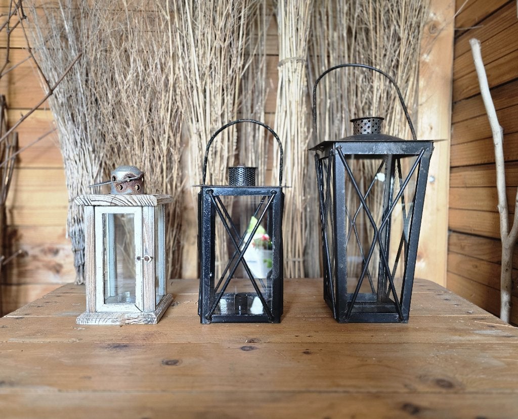 Drie lantaarns (2x metaal/glas; 1x hout/glas), Ophalen, Gebruikt