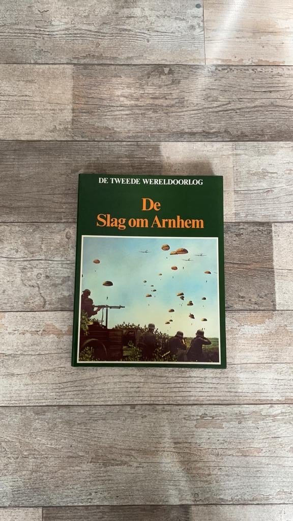 De slag om Arnhem, Ophalen of Verzenden, Tweede Wereldoorlog, Zo goed als nieuw