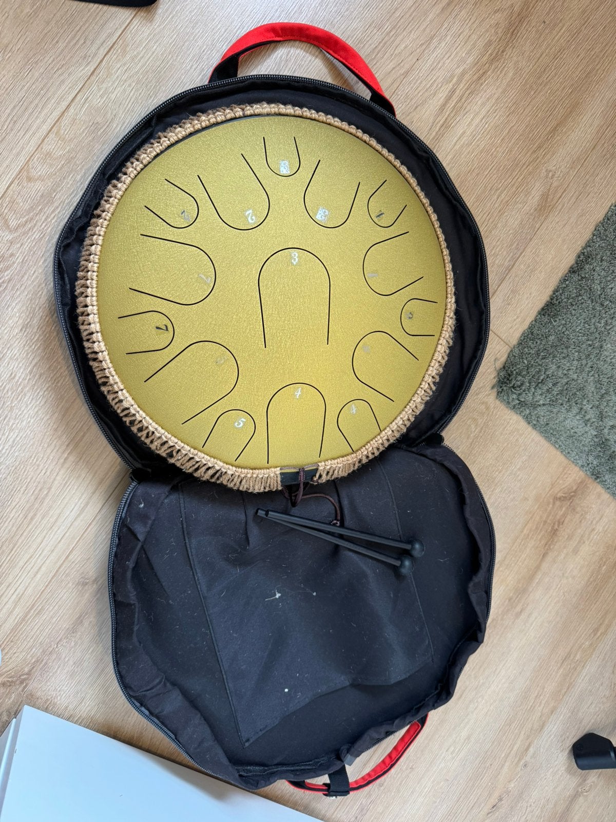 Steel tongue / handpan, in draagtas en met stokjes, Muziek en Instrumenten, Ophalen, Zo goed als nieuw, Melodische percussie