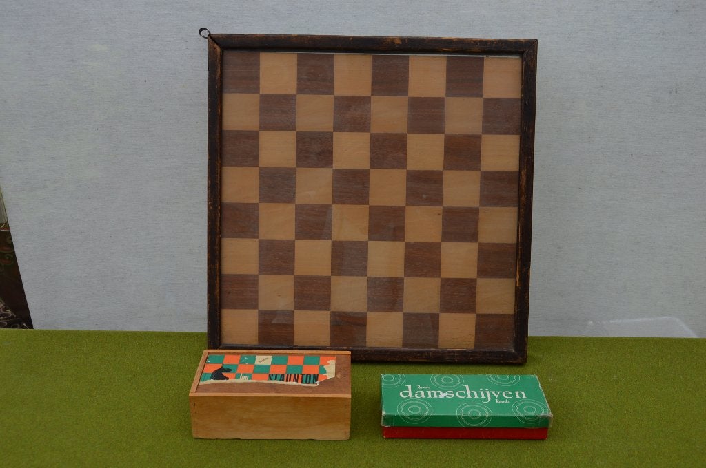 Prachtig antiek houten schaakbord met aan beide kanten glas, Een of twee spelers, Ophalen of Verzenden, Gebruikt, Staunton