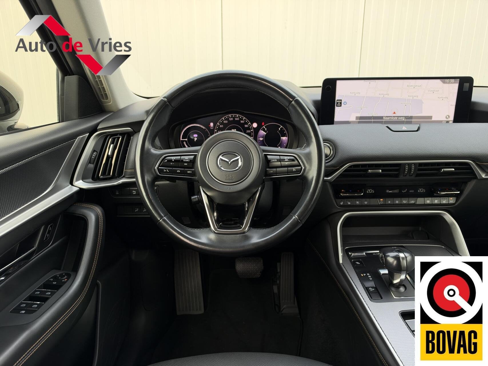 Mazda CX-60 2.5 e-SkyActiv PHEV Homura|Trekhaak|NL-Auto, Auto's, Automaat, Gebruikt, 4 cilinders, Met garantie (alle)