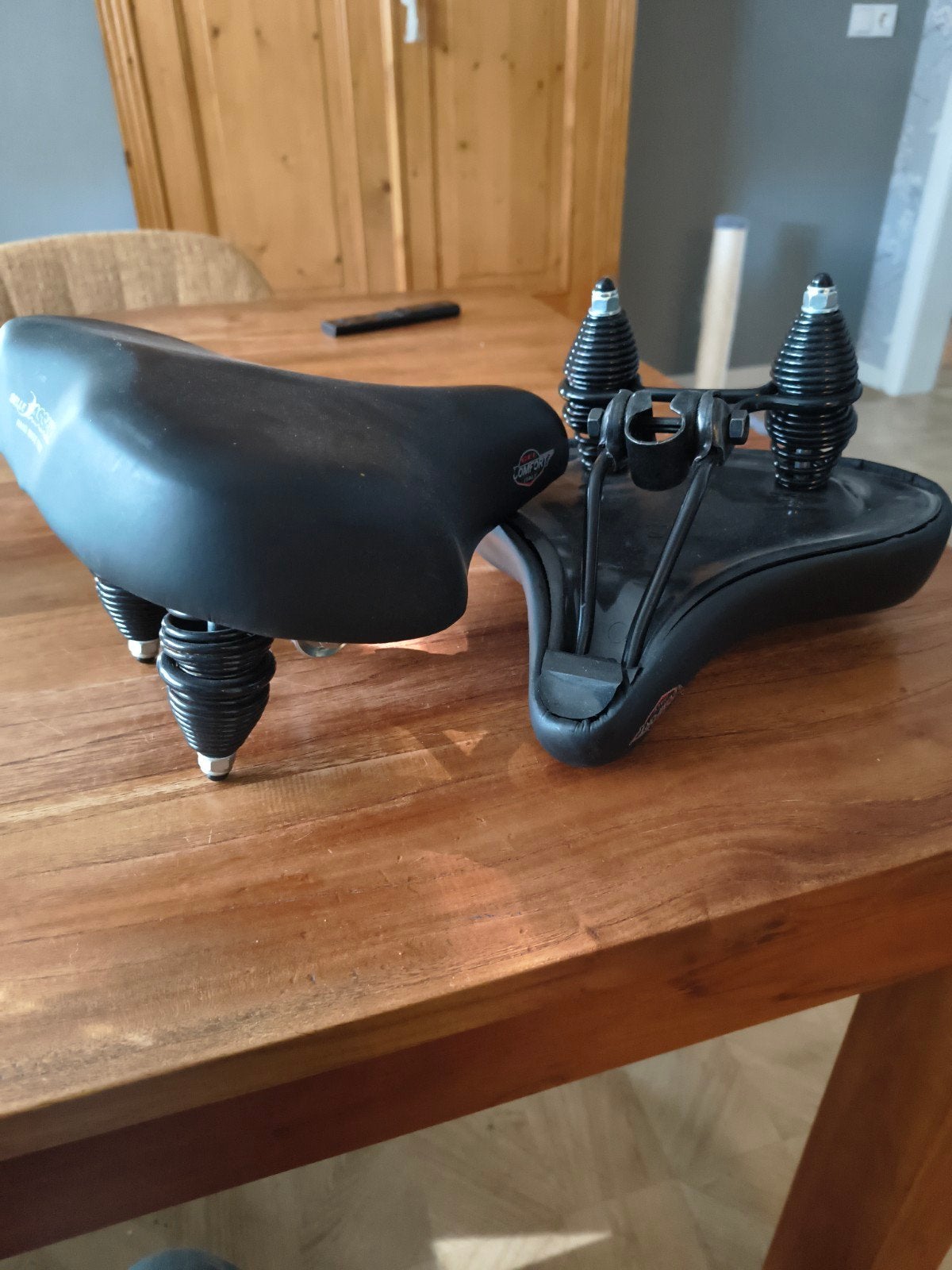 Selle Bassano fietszadels met vering - 2 stuks