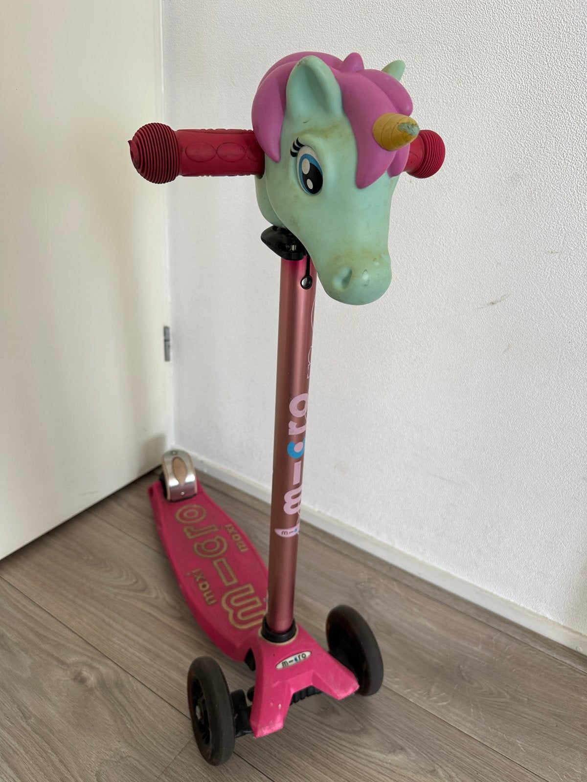 Roze Micro Maxi step met eenhoornhoofd, Fietsen en Brommers, Ophalen, Gebruikt, Gewone step