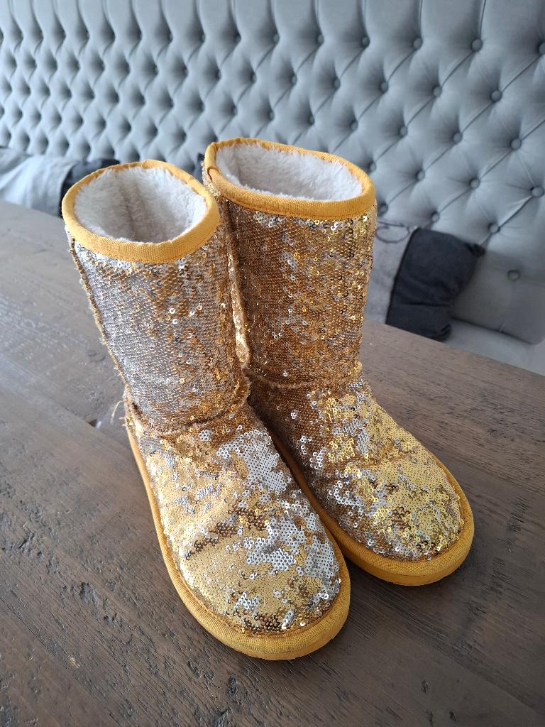 Gouden pailletten boots / laarzen - gevoerd - maat 38, Kleding | Dames, Schoenen, Overige kleuren, Lage of Enkellaarzen, Ophalen of Verzenden