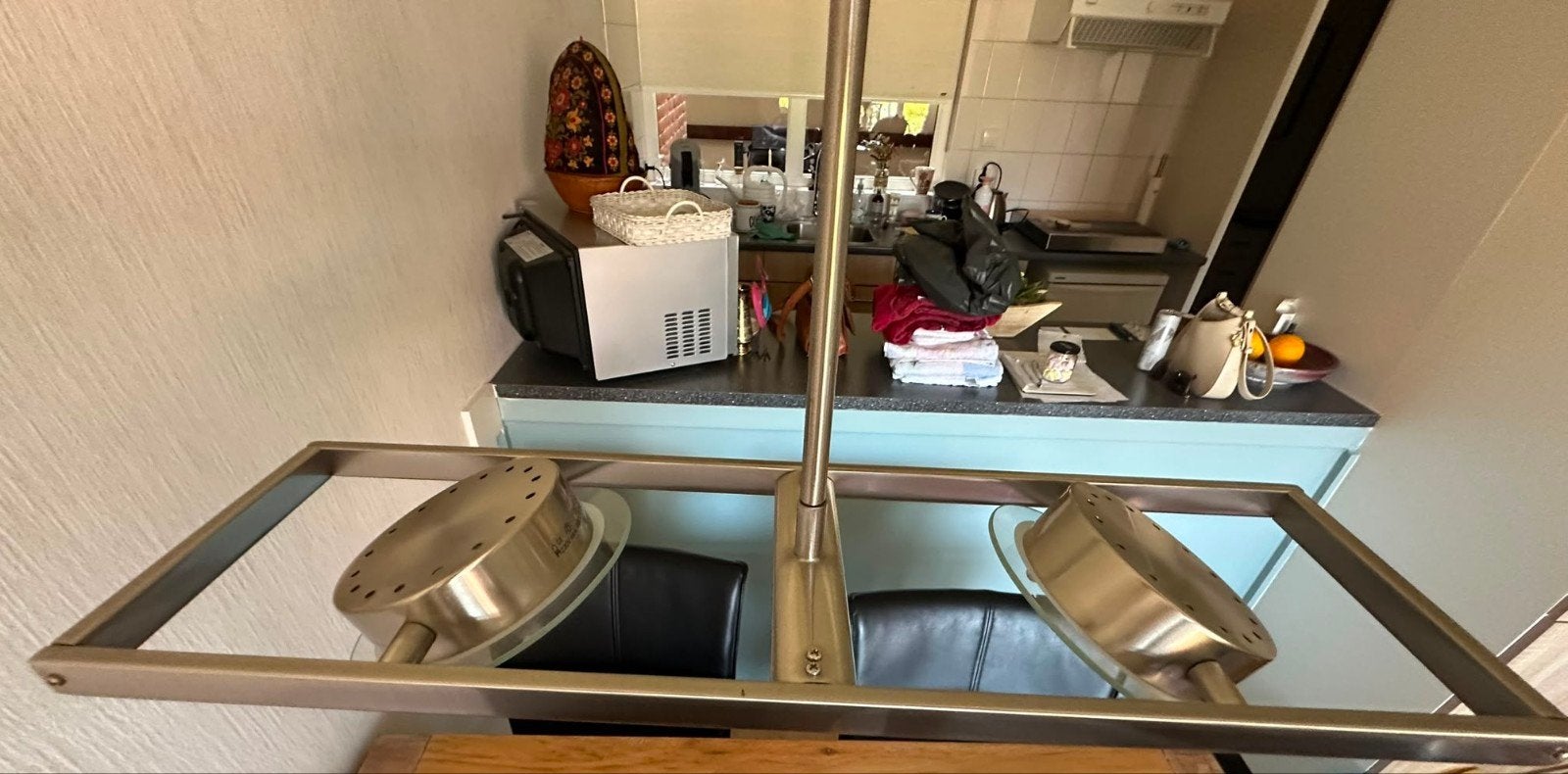 Moderne hanglamp met 2 spots - RVS en glas, Huis en Inrichting, Lampen | Hanglampen, Ophalen, Gebruikt, E27 (groot), Glas