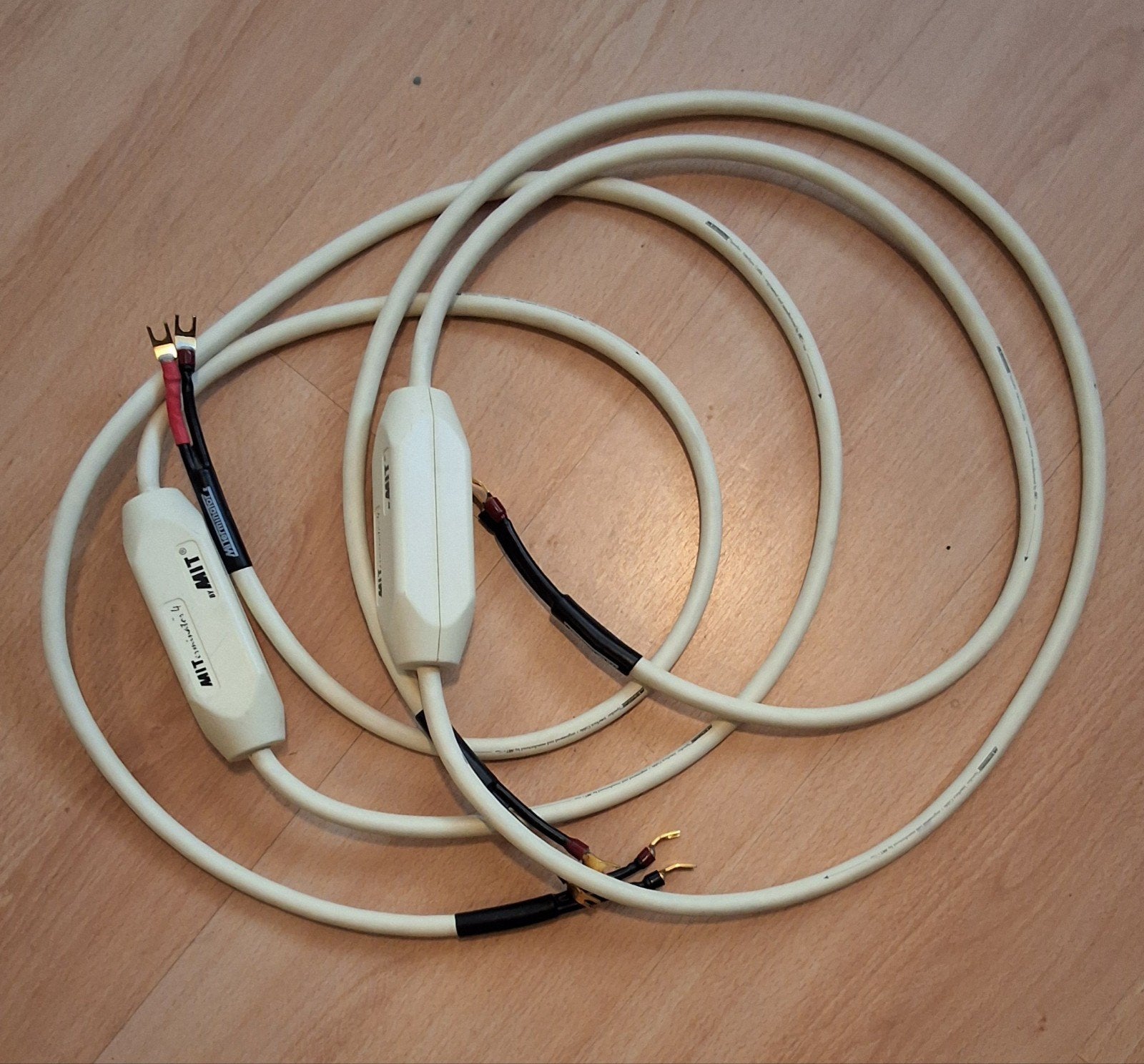 MIT Terminator 4 Speaker Interface Kabel - 2.5 meter, Ophalen of Verzenden, Zo goed als nieuw, 2 tot 5 meter, Luidsprekerkabel
