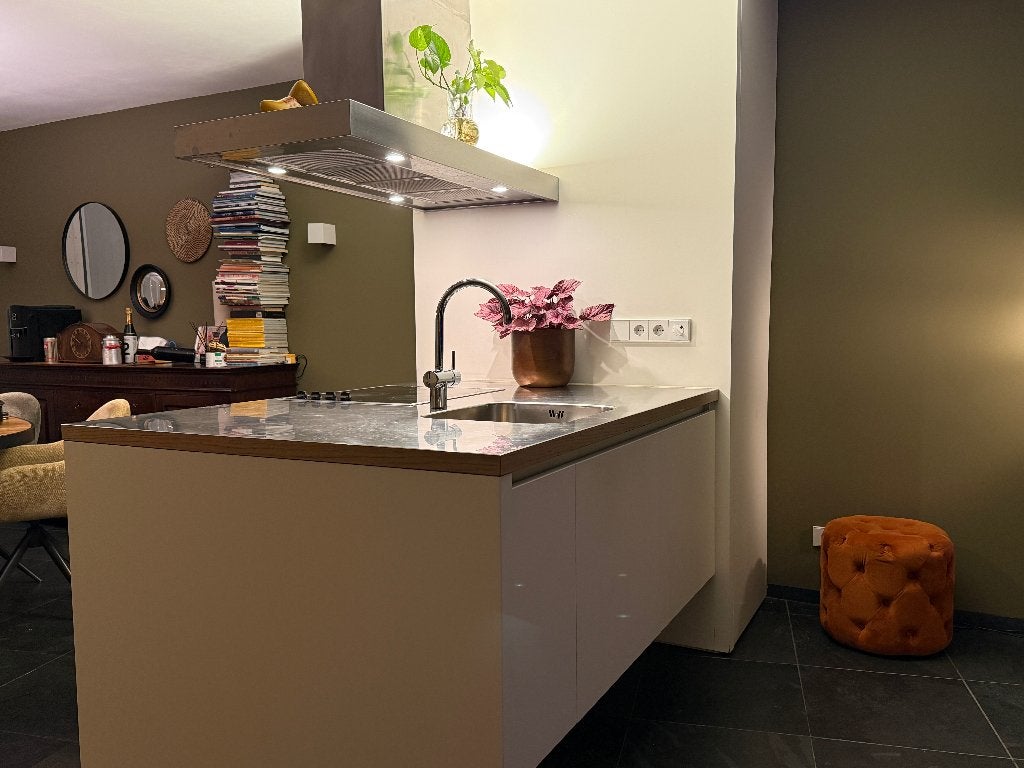 Luxe Complete Keuken met Apparatuur – Uitstekende Staat, Ophalen, Gebruikt, Overige materialen, Wit