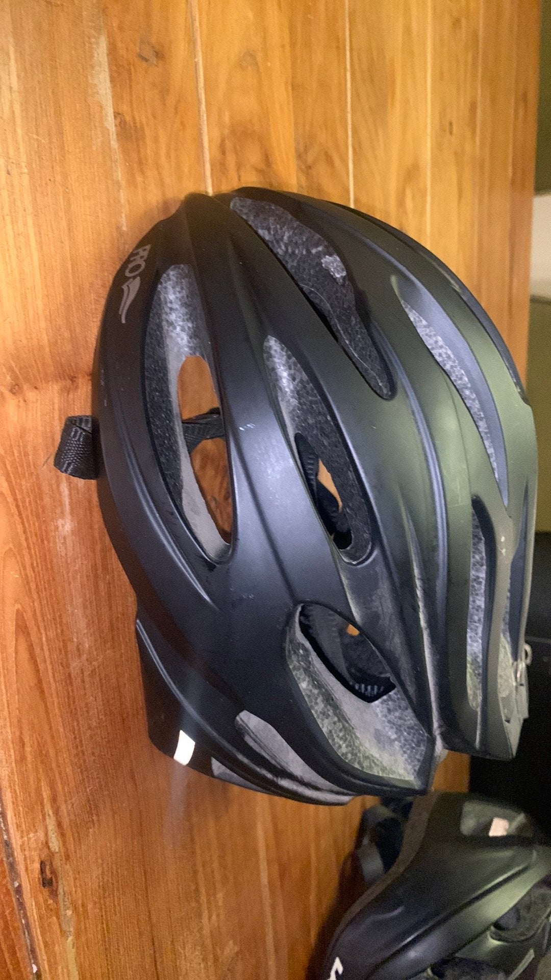 Verstelbare fietshelm heren, Fietsen en Brommers, Fietsaccessoires | Fietshelmen, Ophalen of Verzenden, Zo goed als nieuw, L, Heer