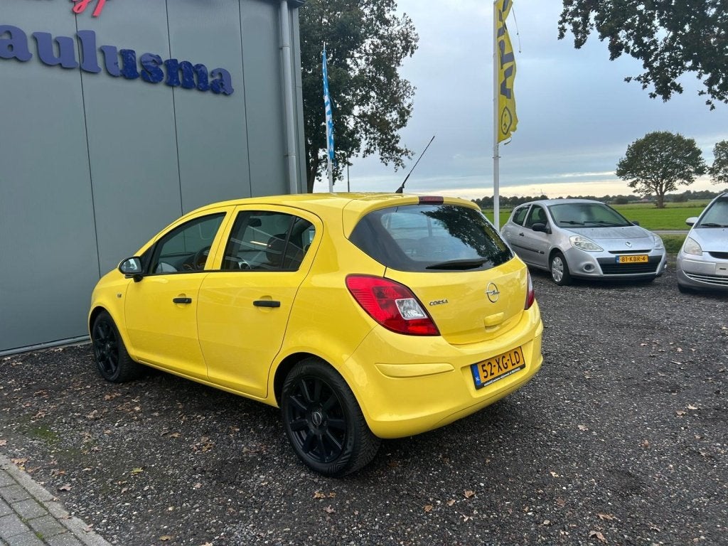 Opel Corsa 1.2-16V Essentia, Stof, Gebruikt, Zwart, 4 cilinders