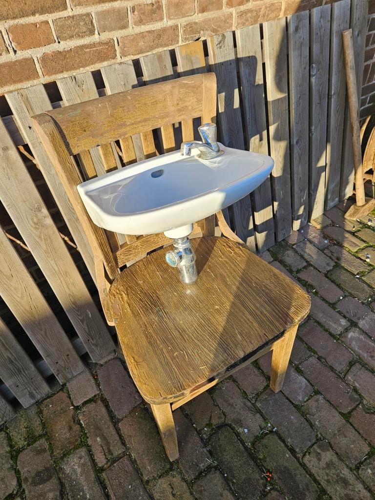 Fonteintje met kraan en sifon, Ophalen, Gebruikt