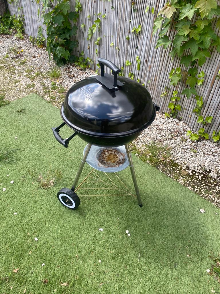barbecue houtskool merk Grillmeister, Tuin en Terras, Ophalen, Zo goed als nieuw