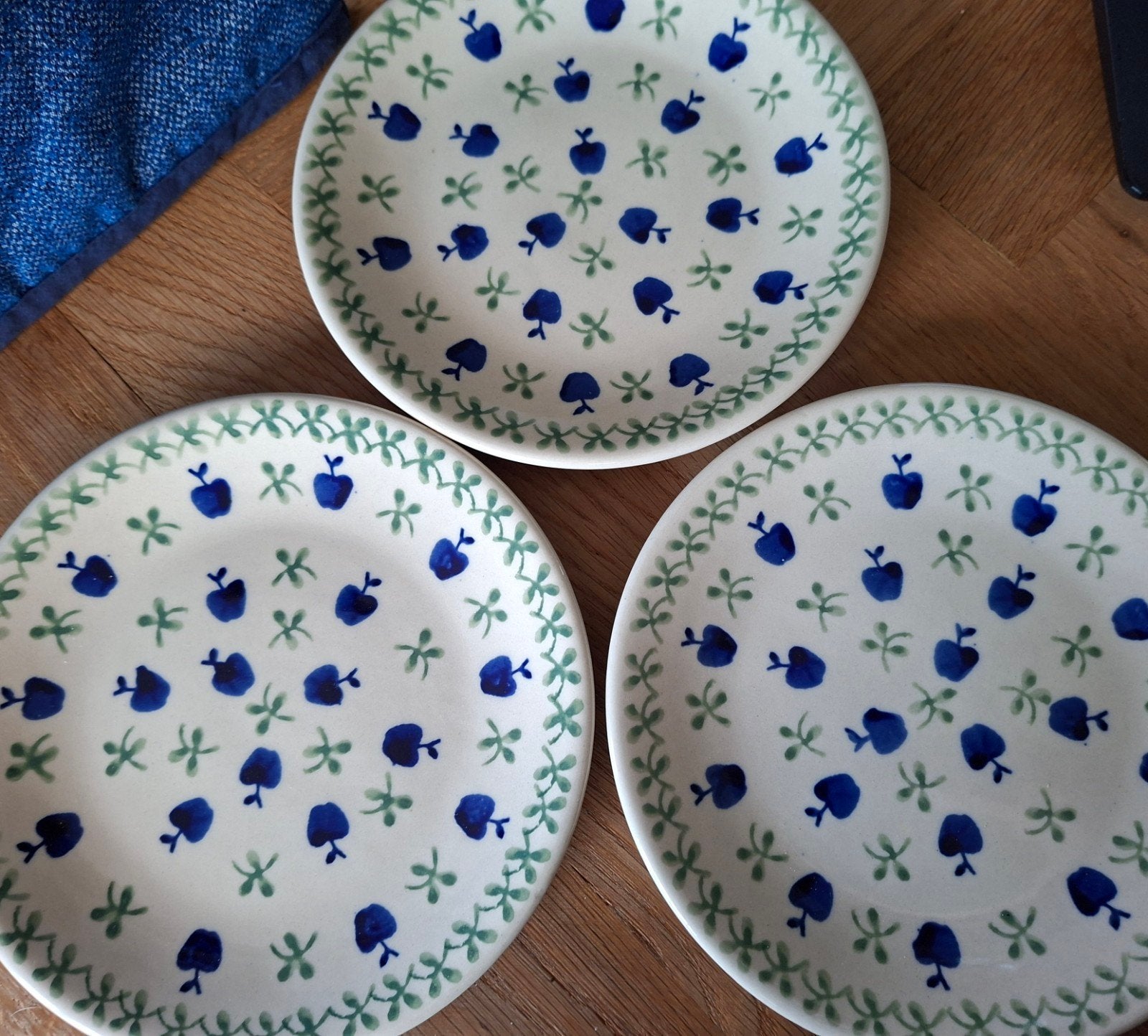 3 Bunzlau Manufactura bordjes - 17 cm, Gebruikt, ., Keramiek, Ophalen of Verzenden