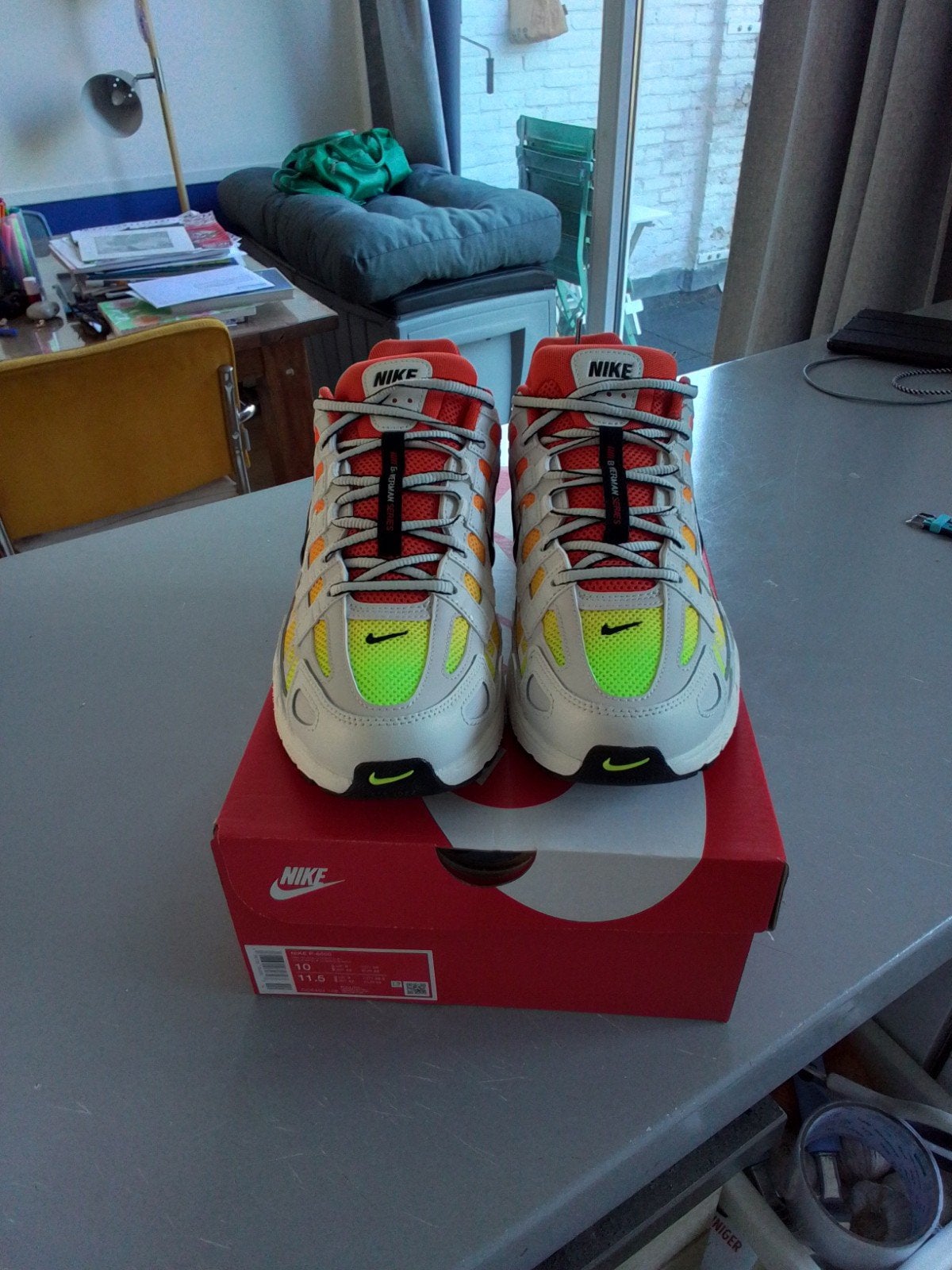 Nike P-6000 Cosmic Clay US10, Kleding | Heren, Schoenen, Overige kleuren, Nike, Nieuw, Ophalen of Verzenden