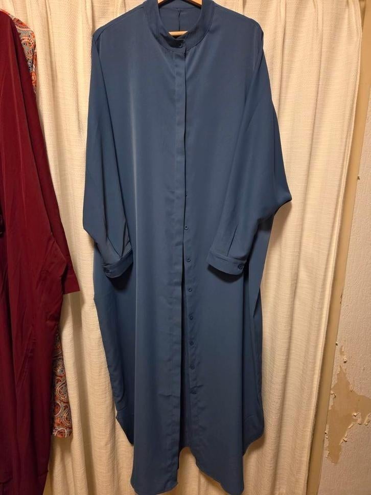 GEHEEL NIEUW:  €15, 95  mooie Abaya / JURKEN, Blauw, Maat 42/44 (L), Ophalen of Verzenden, Nieuw