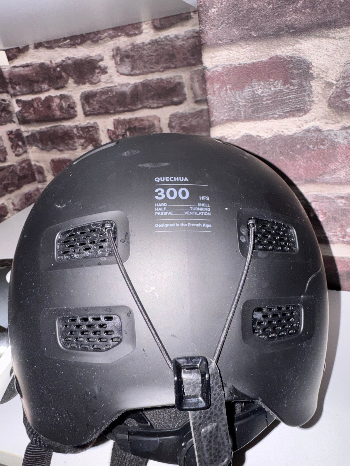 Skihelm Quechua 300 met skibril voor volwassenen, Sport en Fitness, Skiën en Langlaufen, Overige typen, Nieuw, Skiën, Minder dan 100 cm