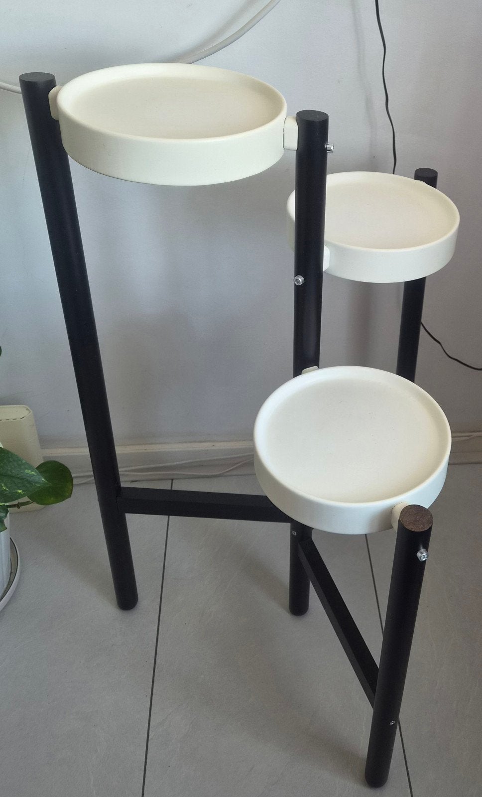 Stijlvolle plantenstandaard met 3 niveaus - Zwart/Wit, Ophalen, Gebruikt, Meerkleurig, Kunststof