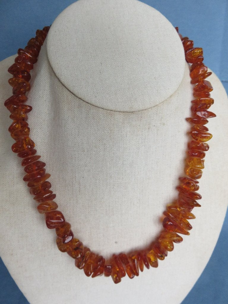 Hals ketting in barnsteen - 20e eeuw – lengte = 44 cm, Sieraden, Tassen en Uiterlijk, Kettingen, Ophalen of Verzenden, Gebruikt