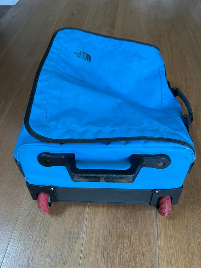 The North Face Base Camp Cabin Roller Reistas - 21 inch, 40 tot 60 cm, Wieltjes, Gebruikt, 20 tot 30 cm