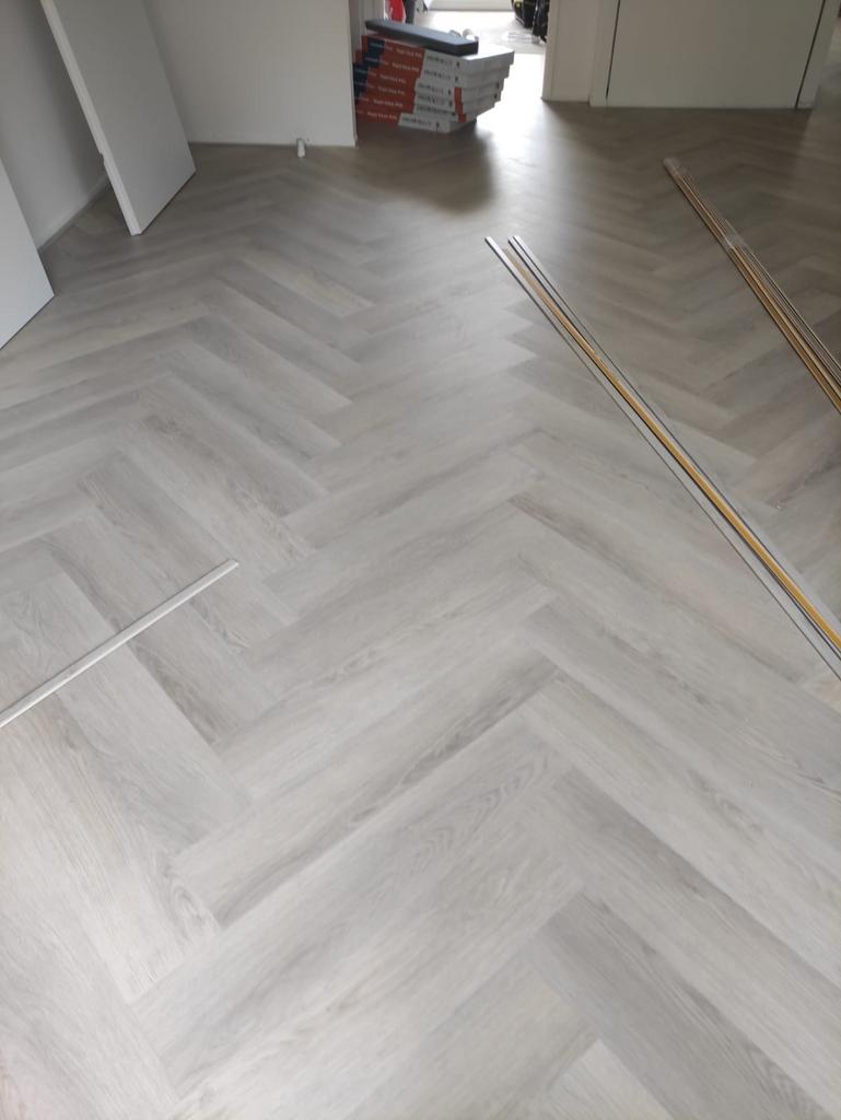 Laminaat leggen/verf/behang, Ophalen of Verzenden, Zo goed als nieuw, 75 m² of meer, Laminaat