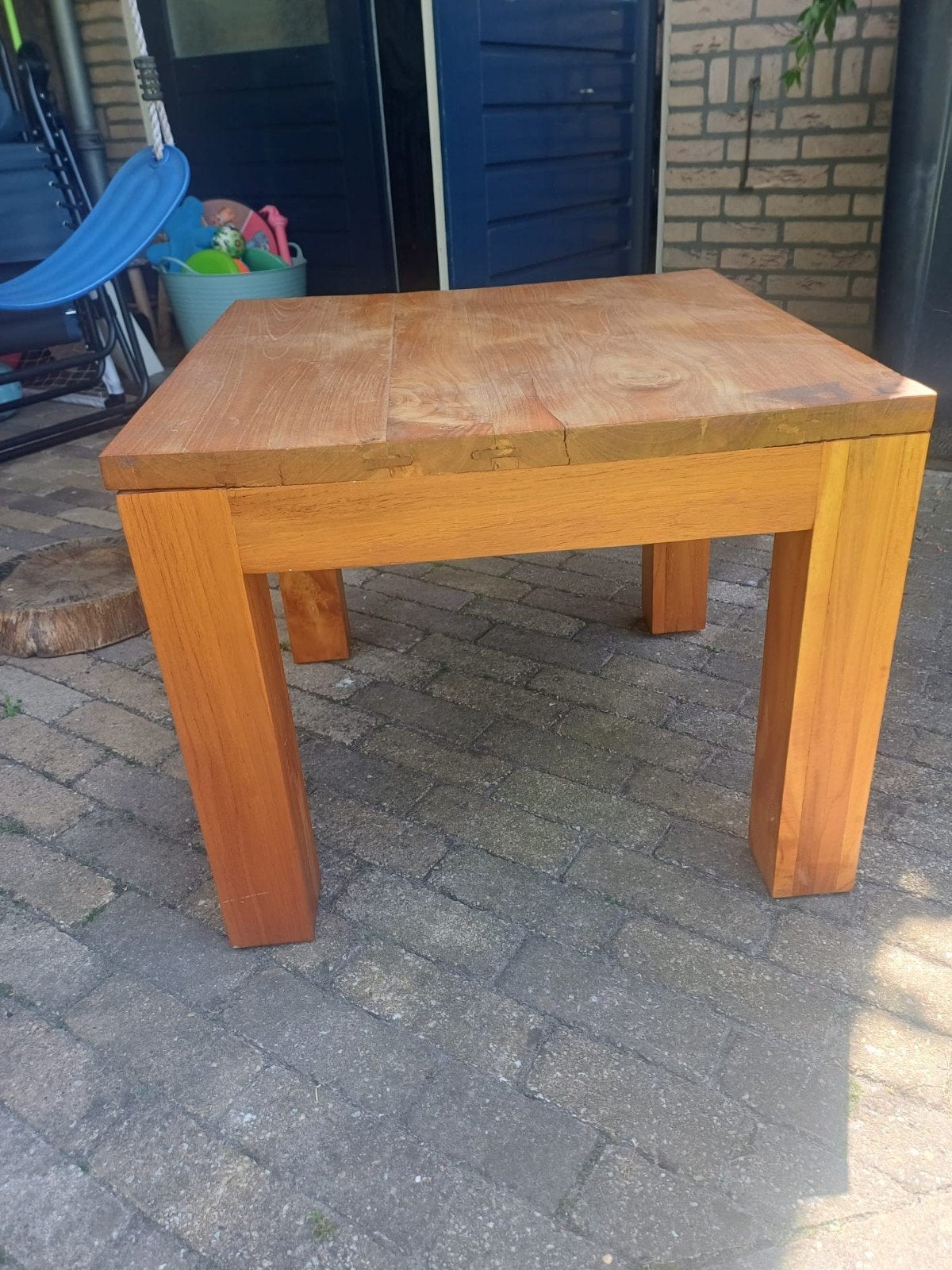 Twee Teakhouten Salontafels - 60x60 cm, 48 cm hoog, Ophalen, Gebruikt, 50 tot 100 cm, 50 tot 100 cm