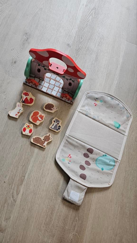 Houten Puzzel Dierenbos met Draagbare Speelmat, Ophalen, Zo goed als nieuw, Jongen of Meisje