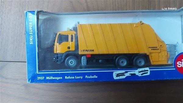 Siku 2937 MAN vuilniswagen, Hobby en Vrije tijd, Modelauto's | 1:50, Ophalen of Verzenden, Zo goed als nieuw, Bus of Vrachtwagen