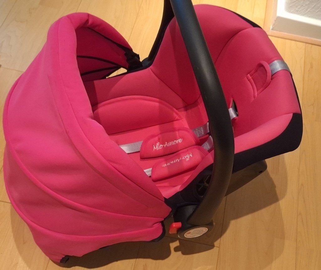 Zeer nette en in goede staat Maxi Cosi " MIO AMORE ", Ophalen, 0 t/m 18 kg, Zijbescherming, Maxi-Cosi