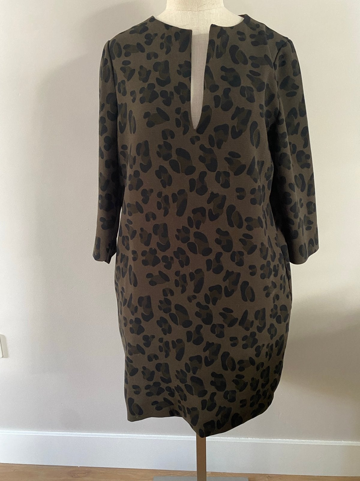 Essentiel Antwerp jurk met luipaardprint, maat 40, Maat 38/40 (M), Ophalen of Verzenden, Zo goed als nieuw, Knielengte