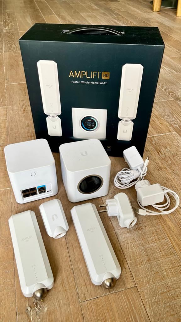 AMPLIFI HD (Ubiquiti) Mesh Wi-Fi Systeem, Computers en Software, Routers en Modems, Ophalen, Gebruikt, Router