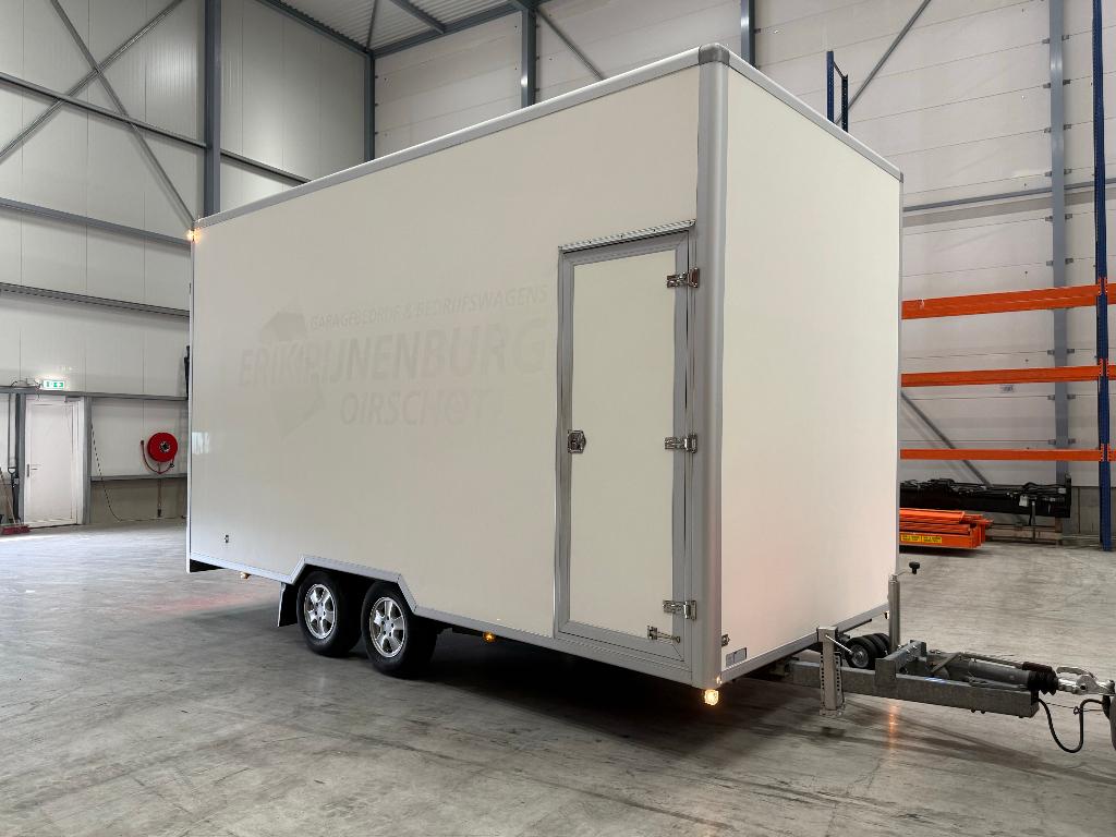 Gesloten Geisoleerd Aanhanger/Autotransporter/Autoambulance, Ophalen, Zo goed als nieuw