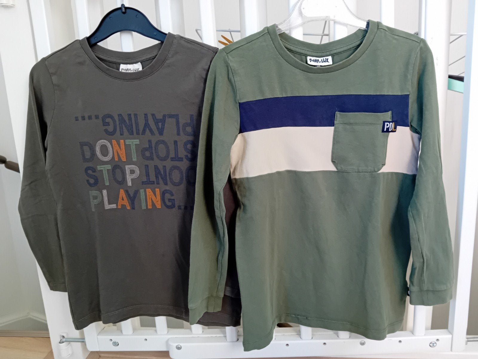 2 longsleeves PompDeLux maat 122-128, Ophalen of Verzenden, Zo goed als nieuw, Shirt of Longsleeve, Pomp de Lux
