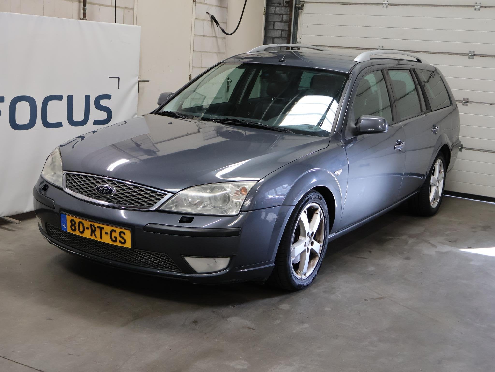 Ford Mondeo Wagon 2.0-16V Platinum 2e eigenaar NAP Leder Air, Auto's, 145 pk, 730 kg, 1370 kg, 4 cilinders