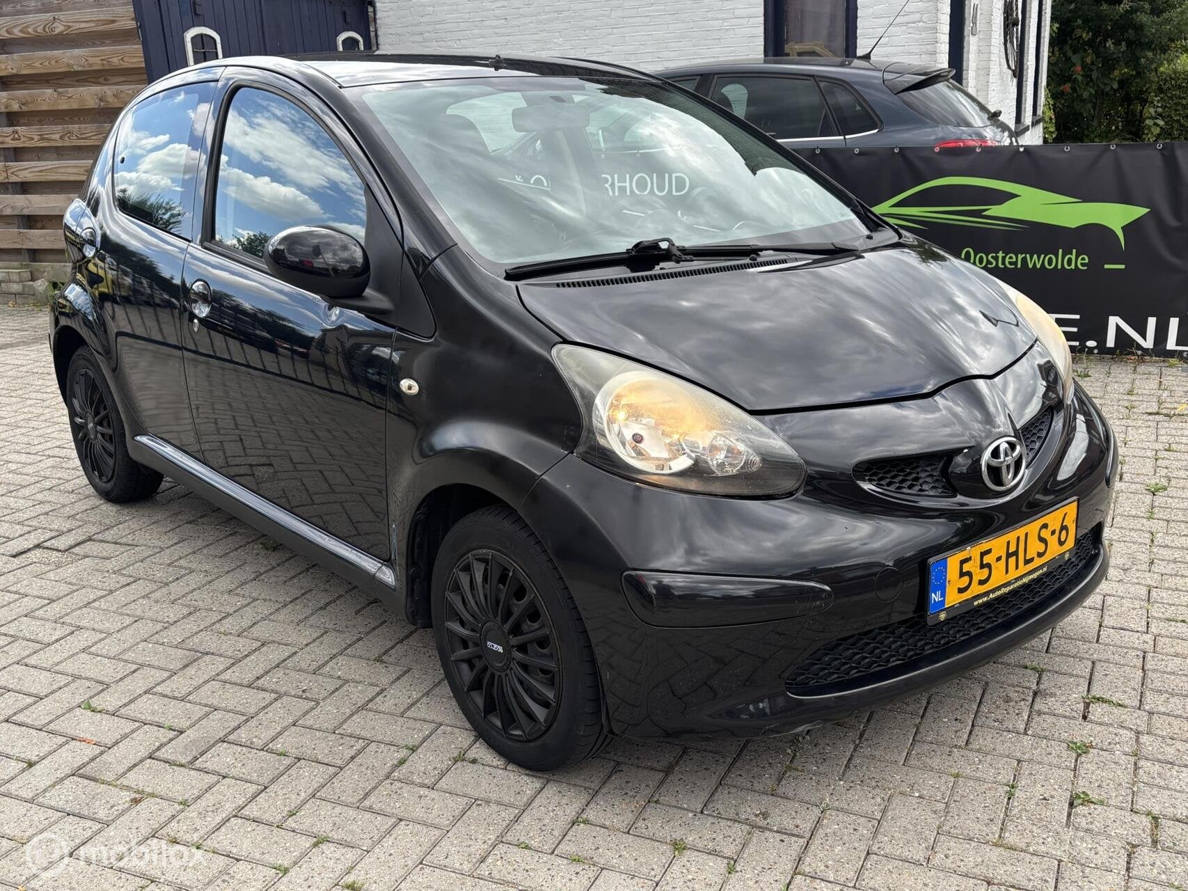 Toyota Aygo 1.0-12V + 5drs | apk !, Voorwielaandrijving, Gebruikt, 4 stoelen, Origineel Nederlands