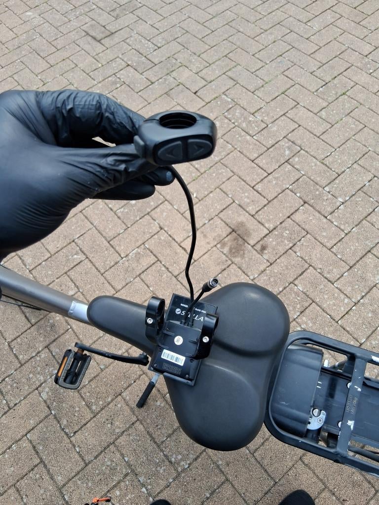Stella E-bike display met bedieningsknop en houder, Elektrische fiets, Gebruikt, Stella, Overige typen