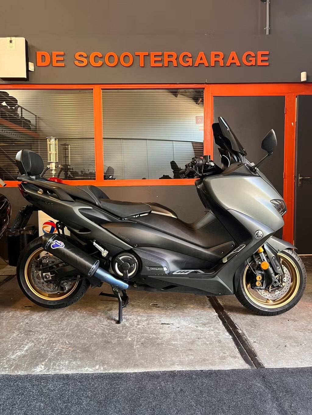 Yamaha  Yamaha Tmax 560 Tech Max 2021 Termignoni, Scooter, -, -, Bedrijf