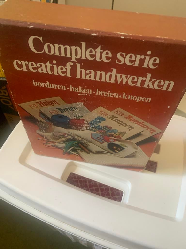 Complete serie creatief handwerken: borduren, haken, breien, Gebruikt, Overige thema's, Meerkleurig, Ophalen of Verzenden