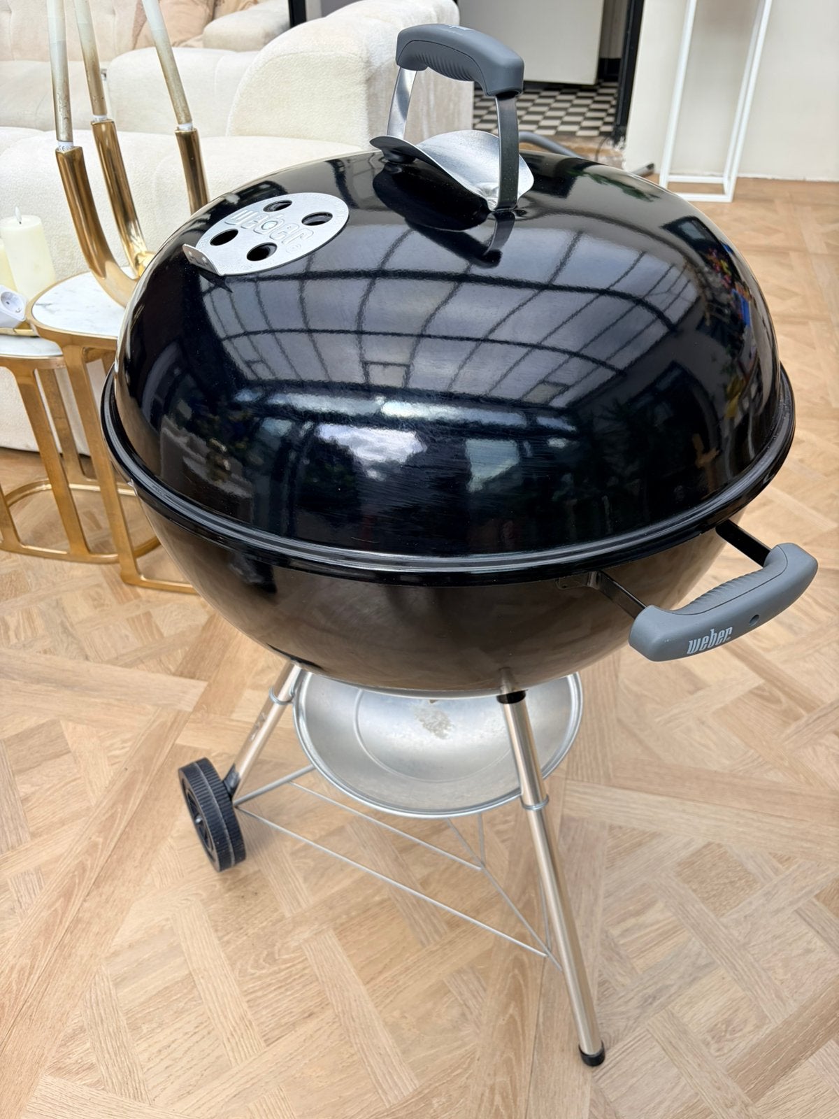 Weber Original Kettle 57 cm Zwart, Tuin en Terras, Houtskoolbarbecues, Ophalen, Zo goed als nieuw
