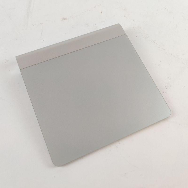 Apple Magic Trackpad A1339 || Nu voor maar € 59.99, Gebruikt, Ophalen of Verzenden, X, X