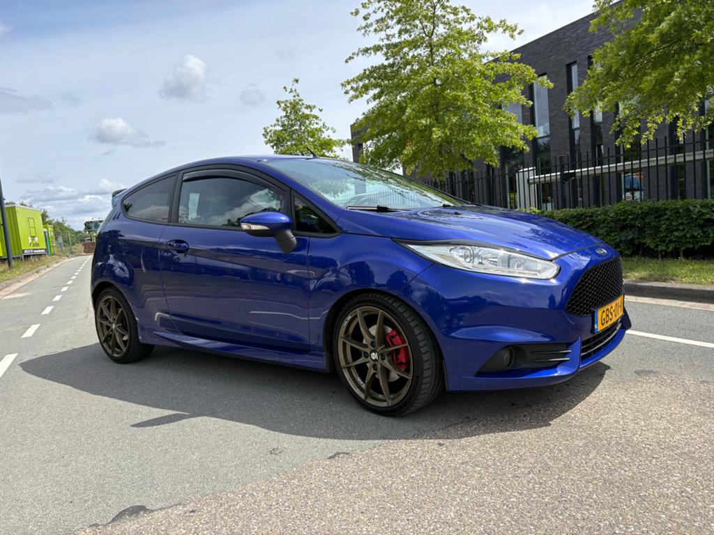 Ford Fiesta ST 2013, Voorwielaandrijving, 1596 cc, 1063 kg, 4 cilinders