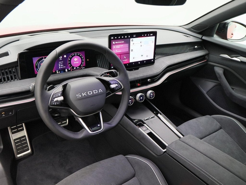 Skoda Superb Combi 1.5 TSi 204 Pk PHEV Sportline Business |, Auto's, Euro 6, 4 cilinders, 250 km/l, 26 kWh