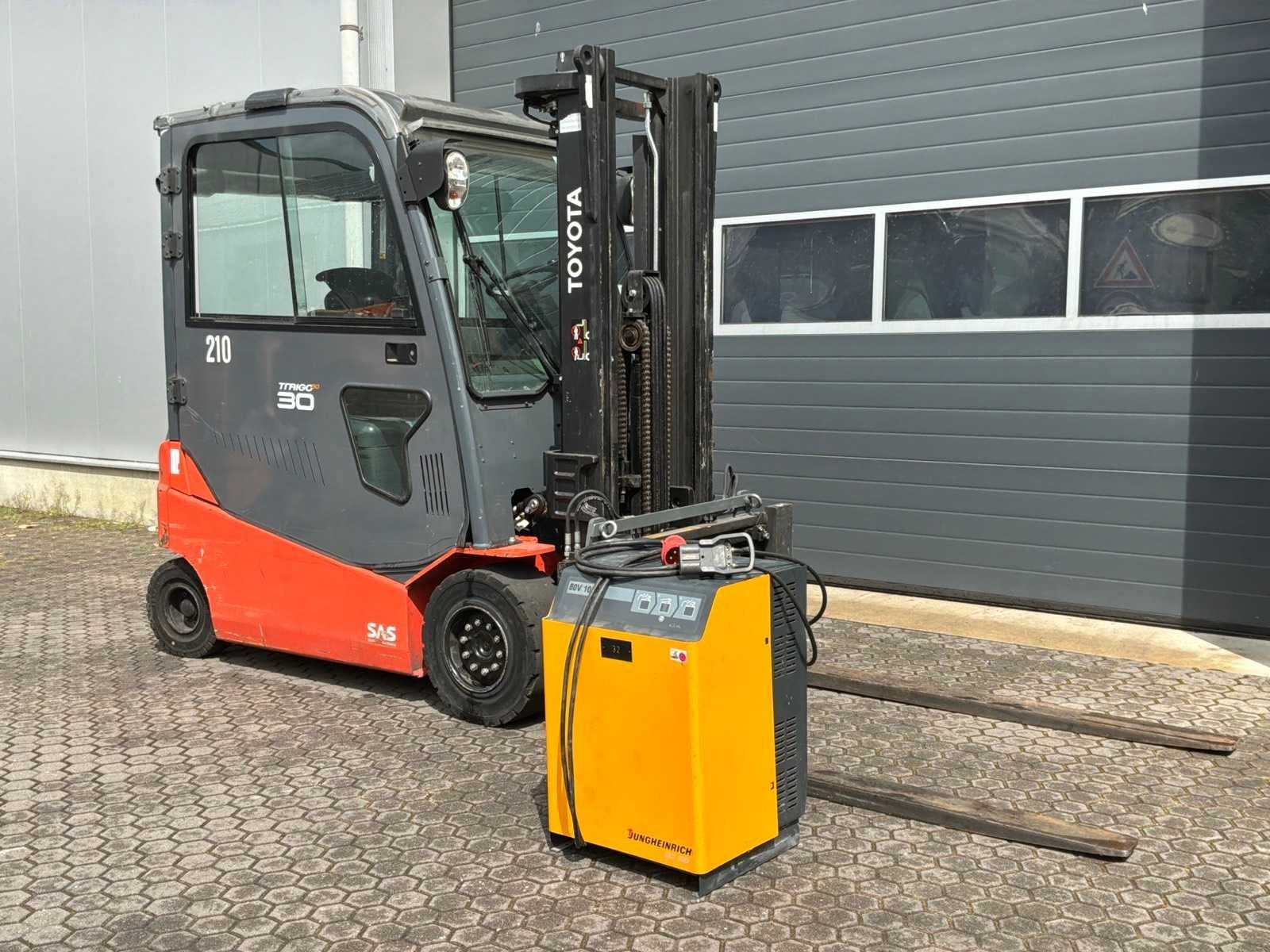 2014 Toyota 8FBMT30 Vorkheftruck, Zakelijke goederen, Machines en Bouw | Heftrucks en Intern transport, Heftruck, Elektrisch