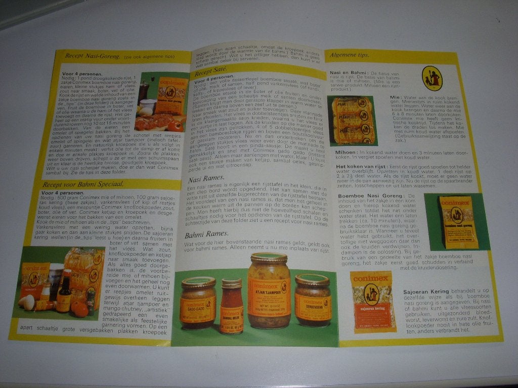 Mooie folder Ga's avonturen met Conimex uit 1971, Boeken, Folder, Ophalen of Verzenden, Conimex, Gelezen